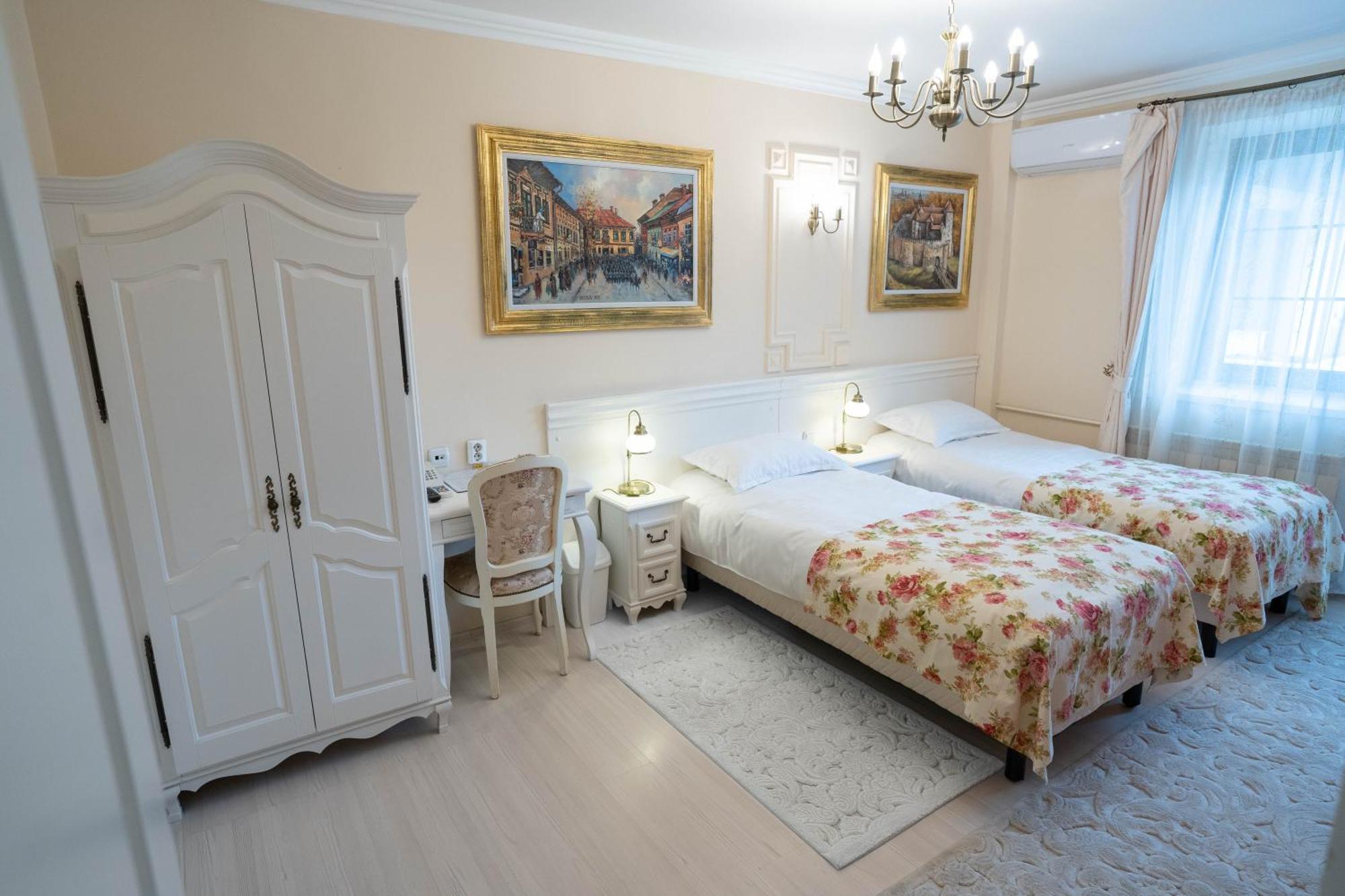 Villa Alice Suceava Zimmer foto