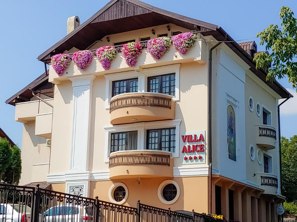 Villa Alice Suceava Exterior foto